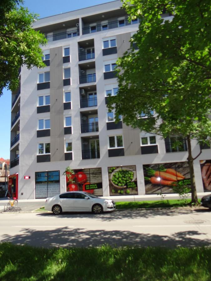 Apartman N&N Subotica Esterno foto